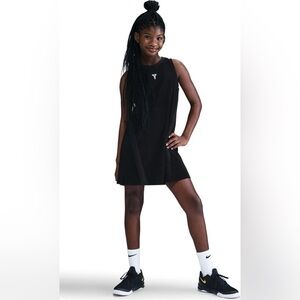 Nike Big Kids' Kobe Pleated Dress Size M